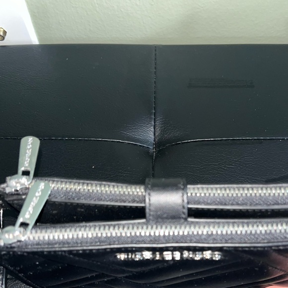 Michael Kors Quilted Large check wallet - Picture 4 of 4